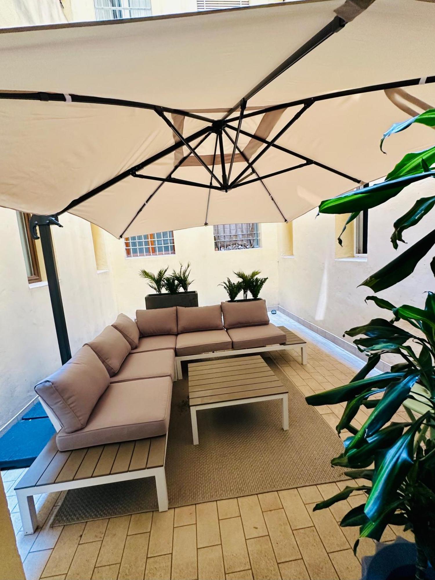 Indipendenza Luxury Apartments Bologna Ngoại thất bức ảnh